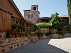 monastère